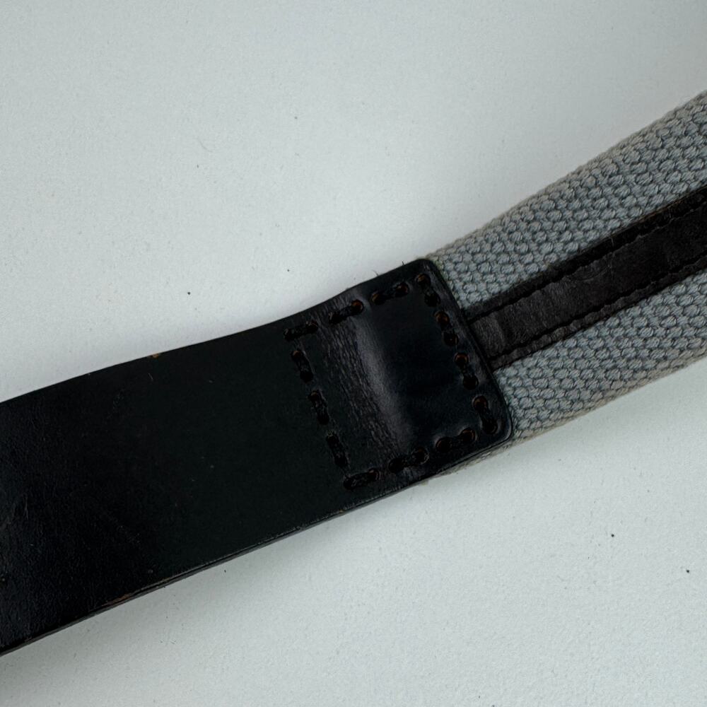 7 For All Mankind Belt Gray Black Striped Rigger Buckle Hardware Sz X-Small NWOT - Picture 6 of 6